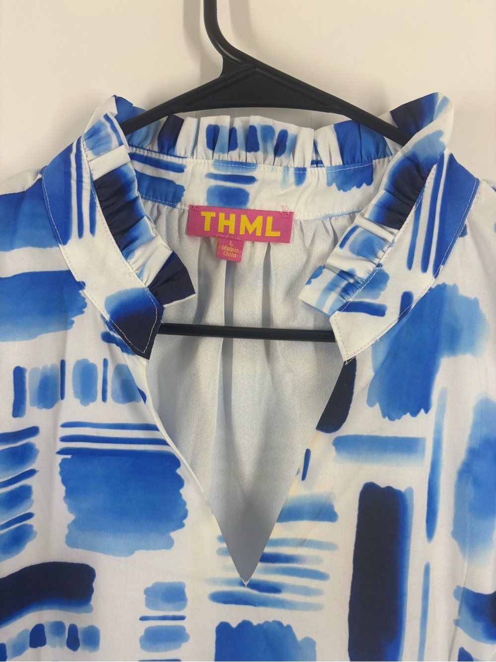 THML V-Neck Abstract Watercolor Tiered Nap Dress Blue White L - Picture 3 of 6